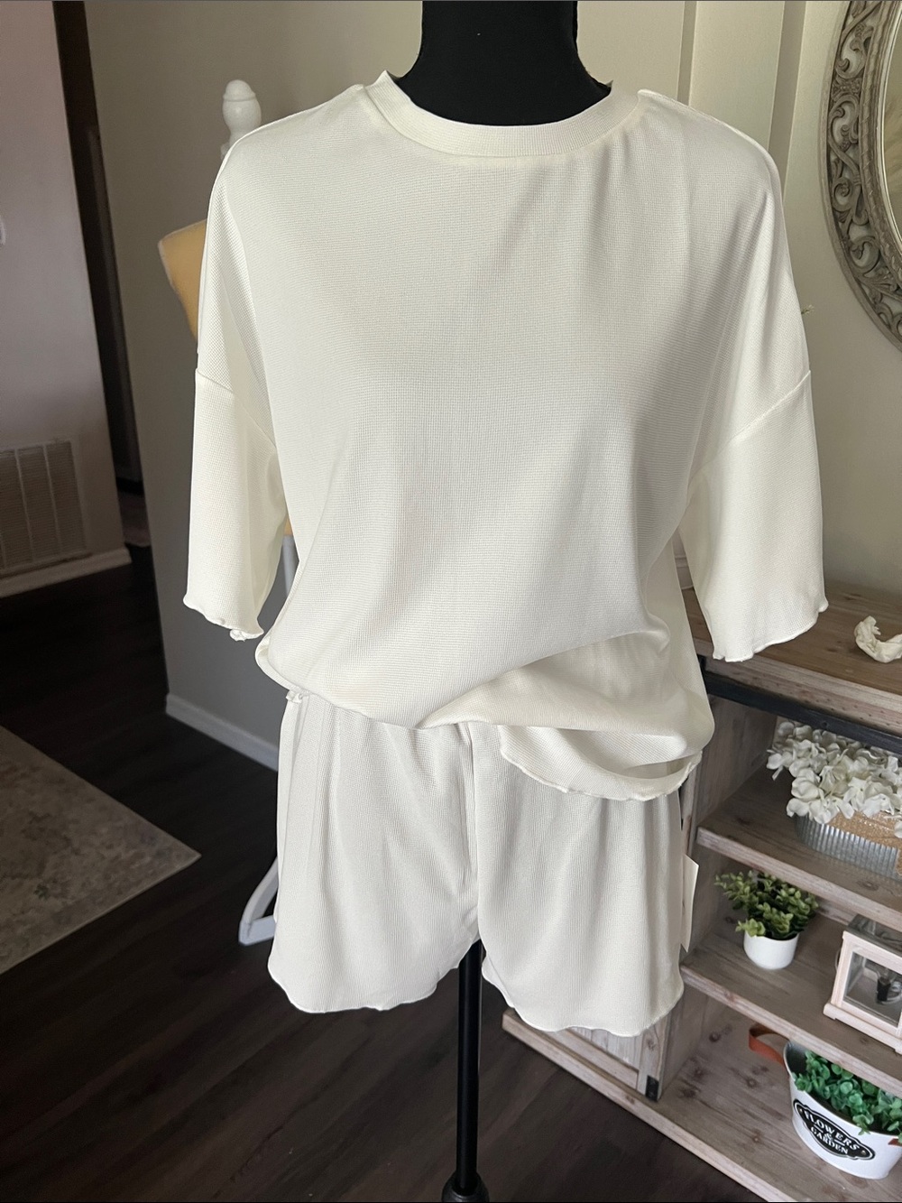 Women's Cream Short Set - Relaxed Tee & Shorts